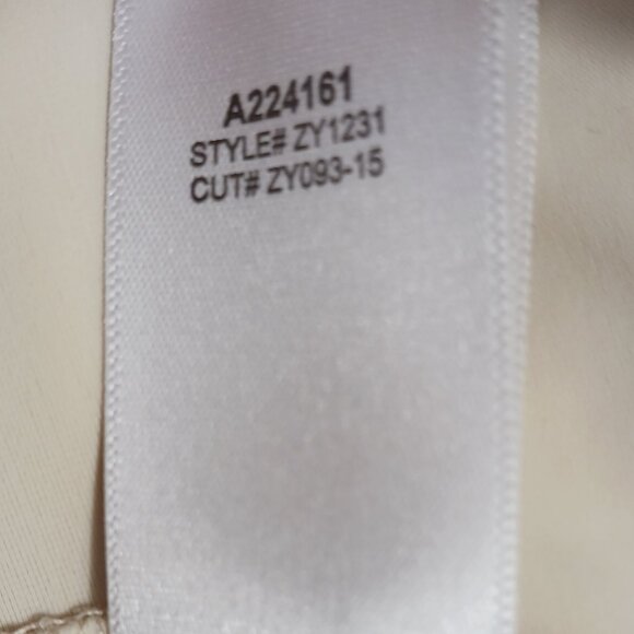 Under Cover Agent by Kathleen Kirkwood Mixed Media Sleeveless Top, Beige, SZ LRG - Picture 13 of 13